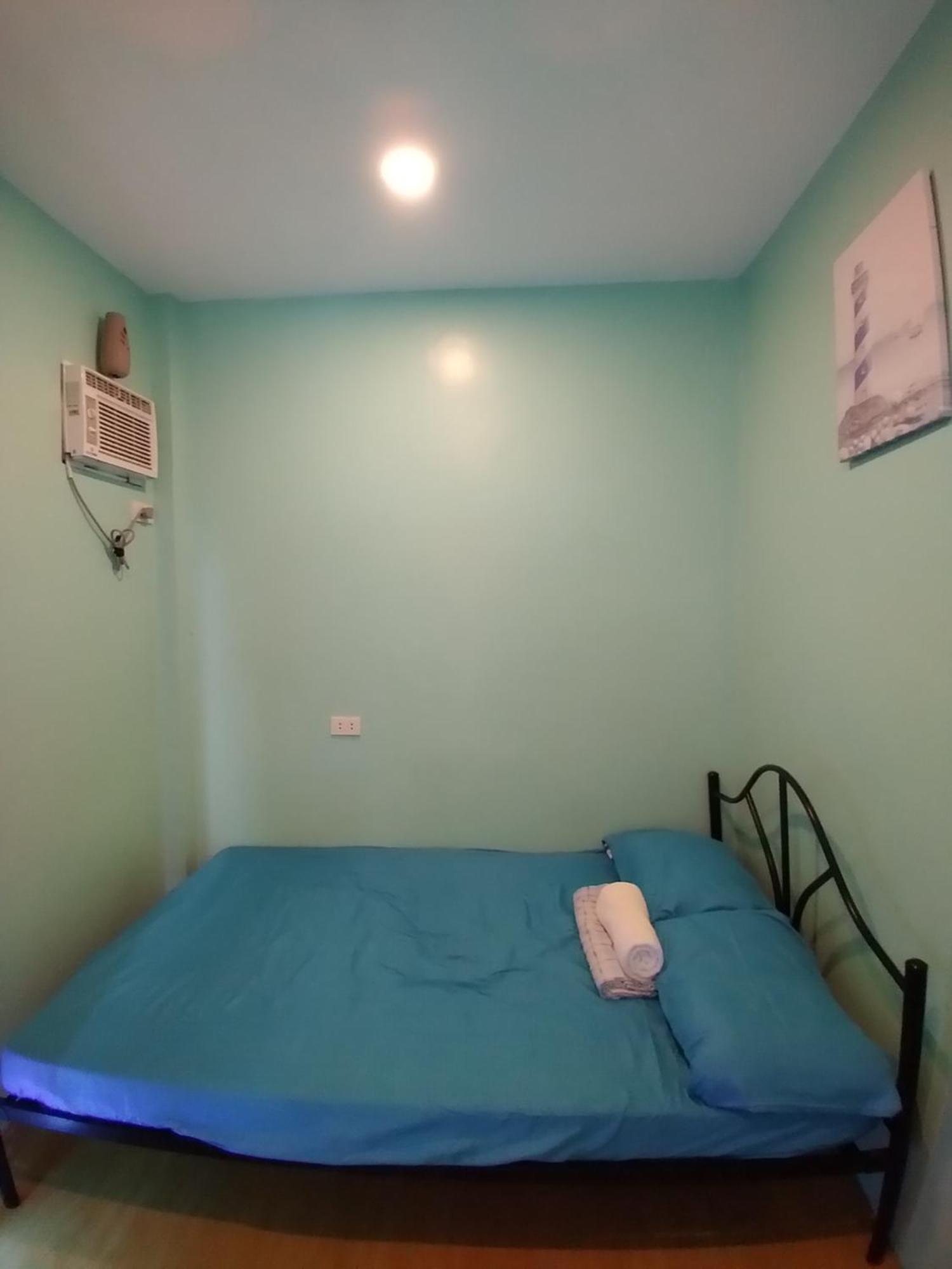 Azulea Lodging House Oslob Oda fotoğraf